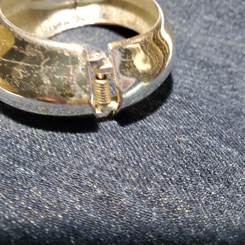 Vintage Silverplated Spring Hinge Chunky Cuff Bracelet For Small Wrist Heritage - Picture 2 of 8